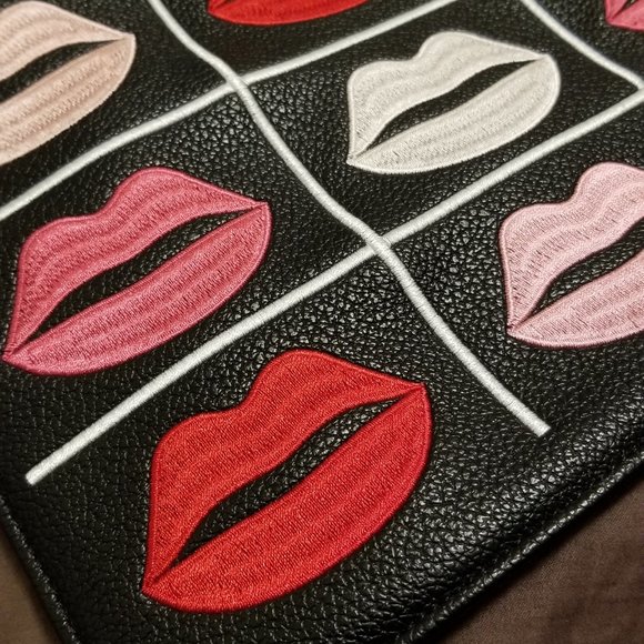 🆕️ Sephora Rouge Embroidered Faux Black Leather Clutch Bag With GWP - Picture 3 of 4